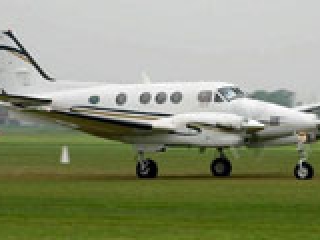 2005 KING AIR C90-B